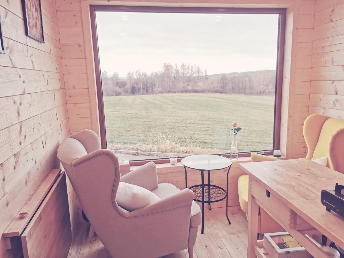 Treehome Tinyhouse Střítež エクステリア 写真