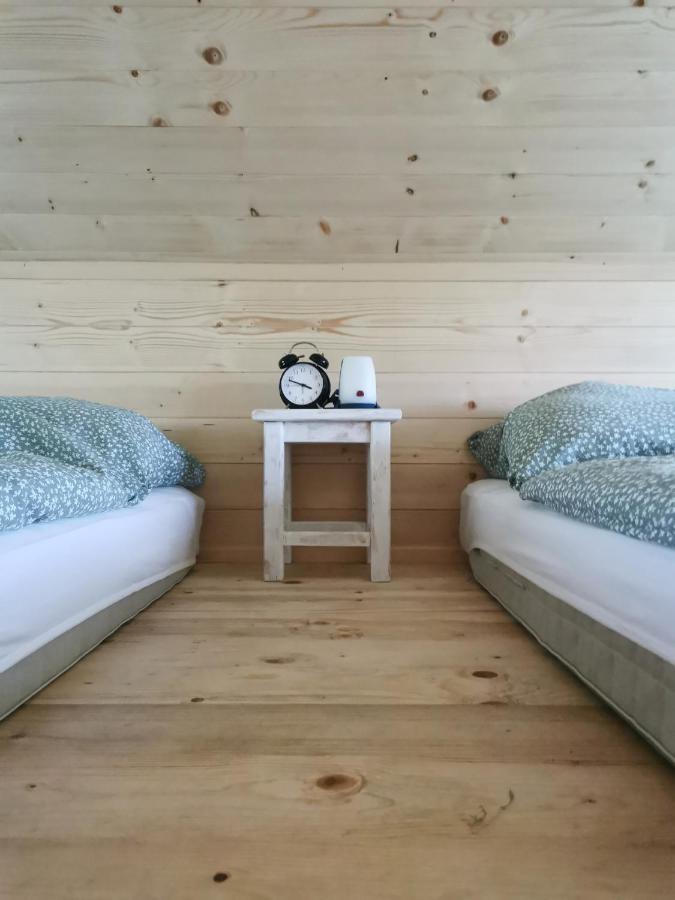 Treehome Tinyhouse Střítež エクステリア 写真