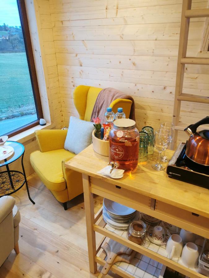 Treehome Tinyhouse Střítež エクステリア 写真