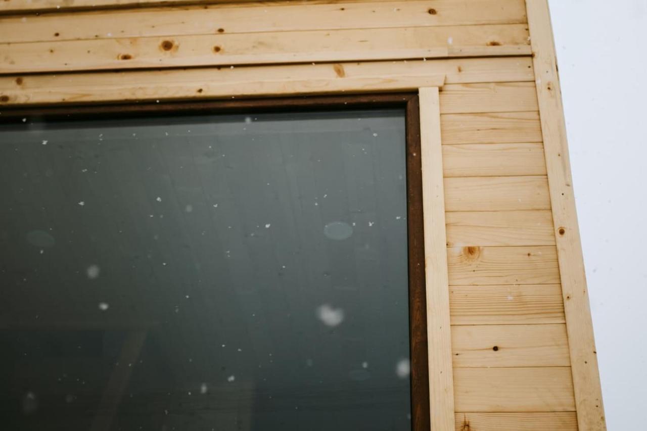Treehome Tinyhouse Střítež エクステリア 写真
