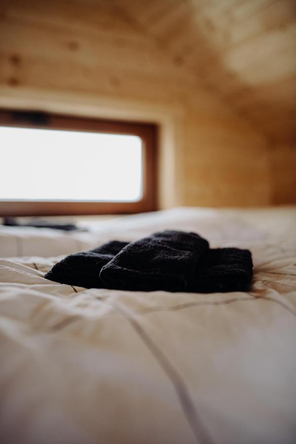 Treehome Tinyhouse Střítež エクステリア 写真