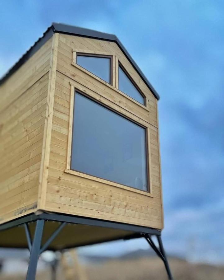 Treehome Tinyhouse Střítež エクステリア 写真